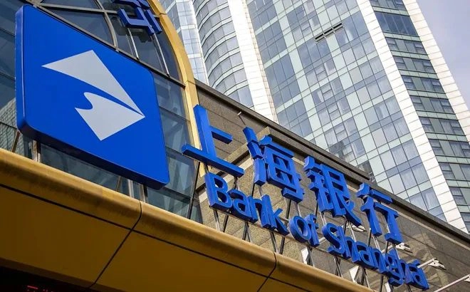 EVOX & Bank of Shanghai: Redefining Banking Excellence Through Digital-First Financial Consolidation